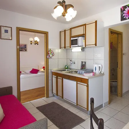 Apartmán Komfortables Nur 400 Meter Zum Mit Traumhaften Meerblick Novi Vinodolski