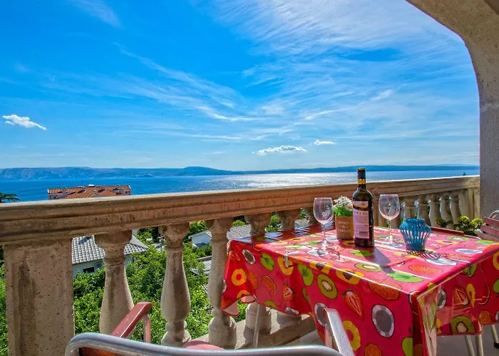 Komfortables Nur 400 Meter Zum Mit Traumhaften Meerblick Lägenhet Novi Vinodolski
